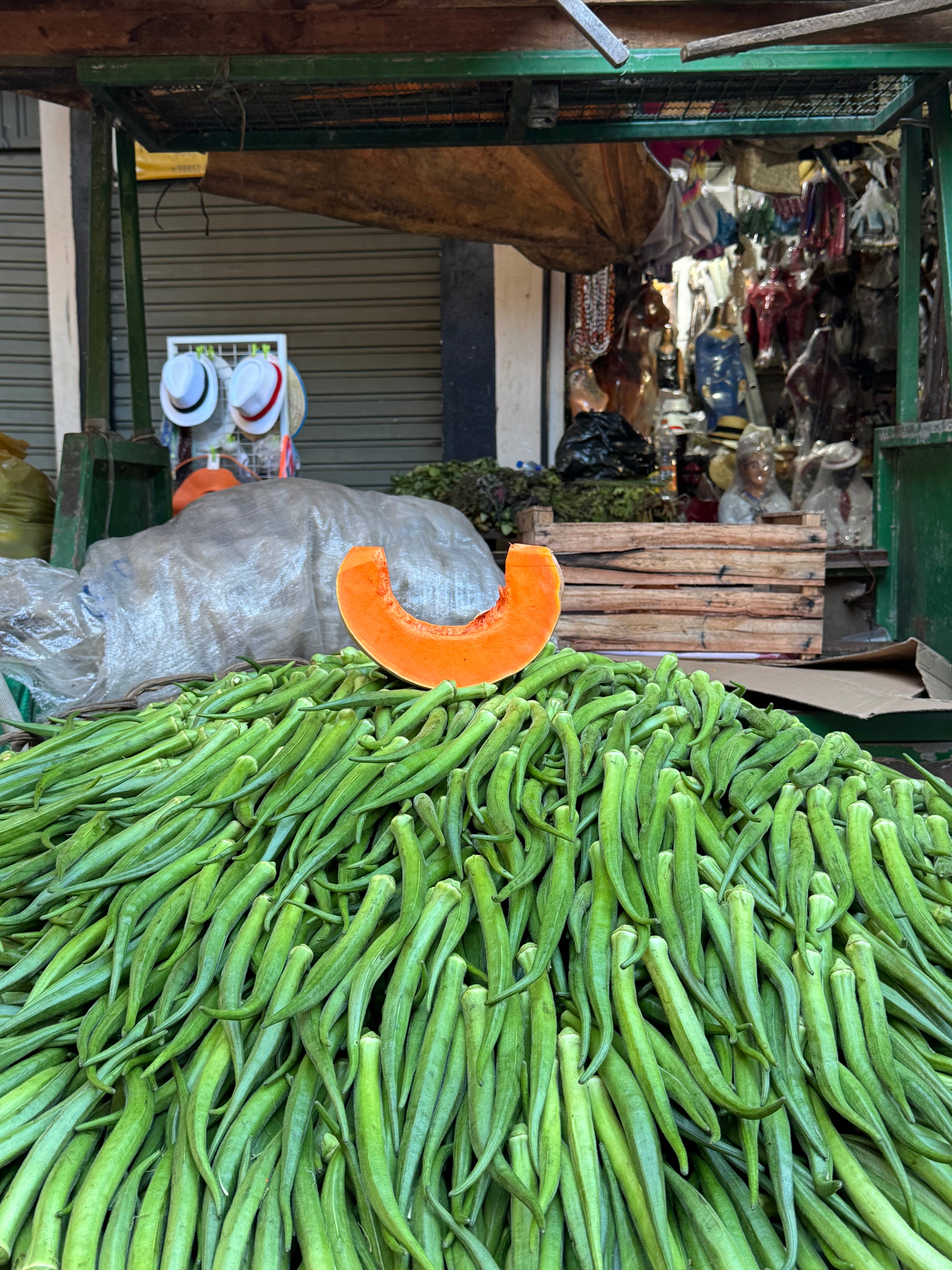 A importância do quiabo na culinária afro-brasileira