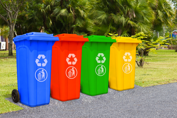 Descarte Correto de Lixo Eletrônico e Pilhas: Um Guia Prático