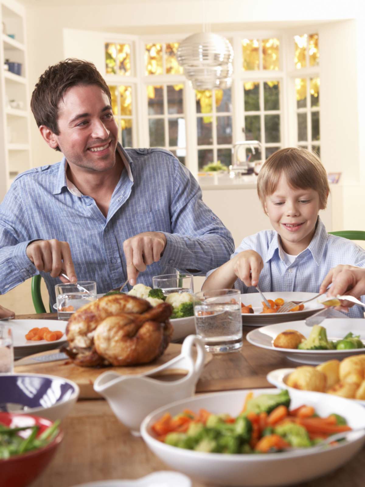 benefícios de comer junto