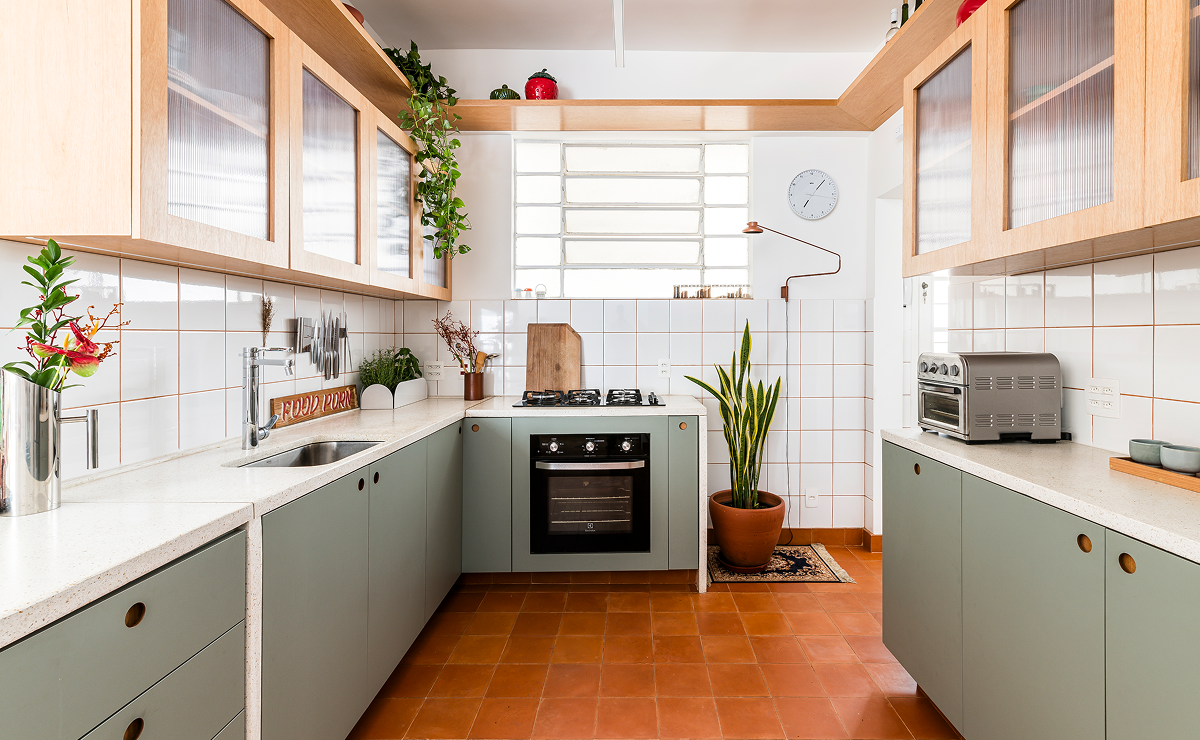 Como pintar azulejos da cozinha: Guia passo a passo