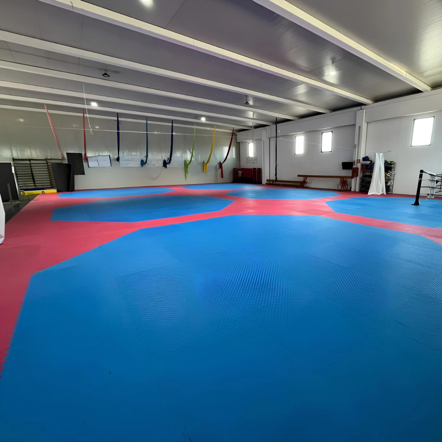 DIY: Reformando seu Tatame com Lona e Raspa de Pneu - Passo a Passo