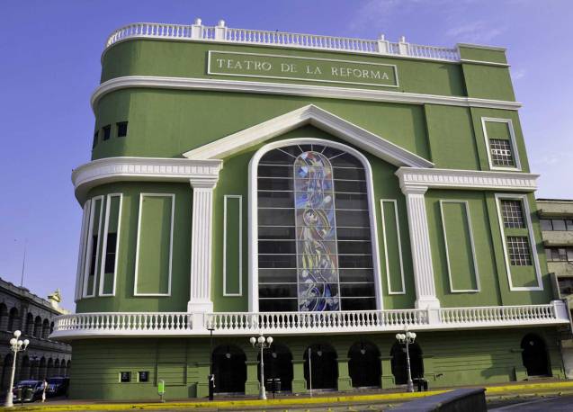 modernização de sistemas cênicos teatrais