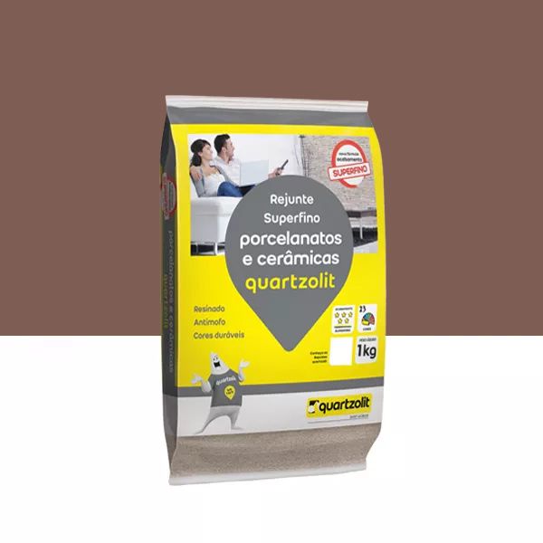 aplicação de rejunte cimentício em área externa