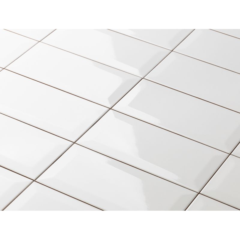 Combinações de revestimento Metro White com outros materiais