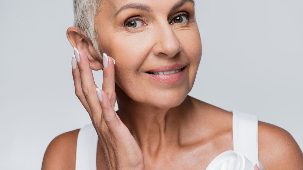 Os Melhores Protetores Solares para Pele Madura: Guia de Escolha