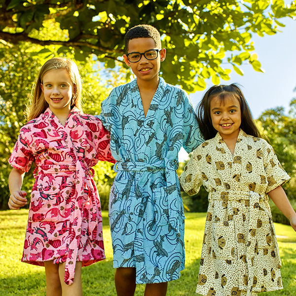 Roupão infantil para natação: Modelos e dicas de uso