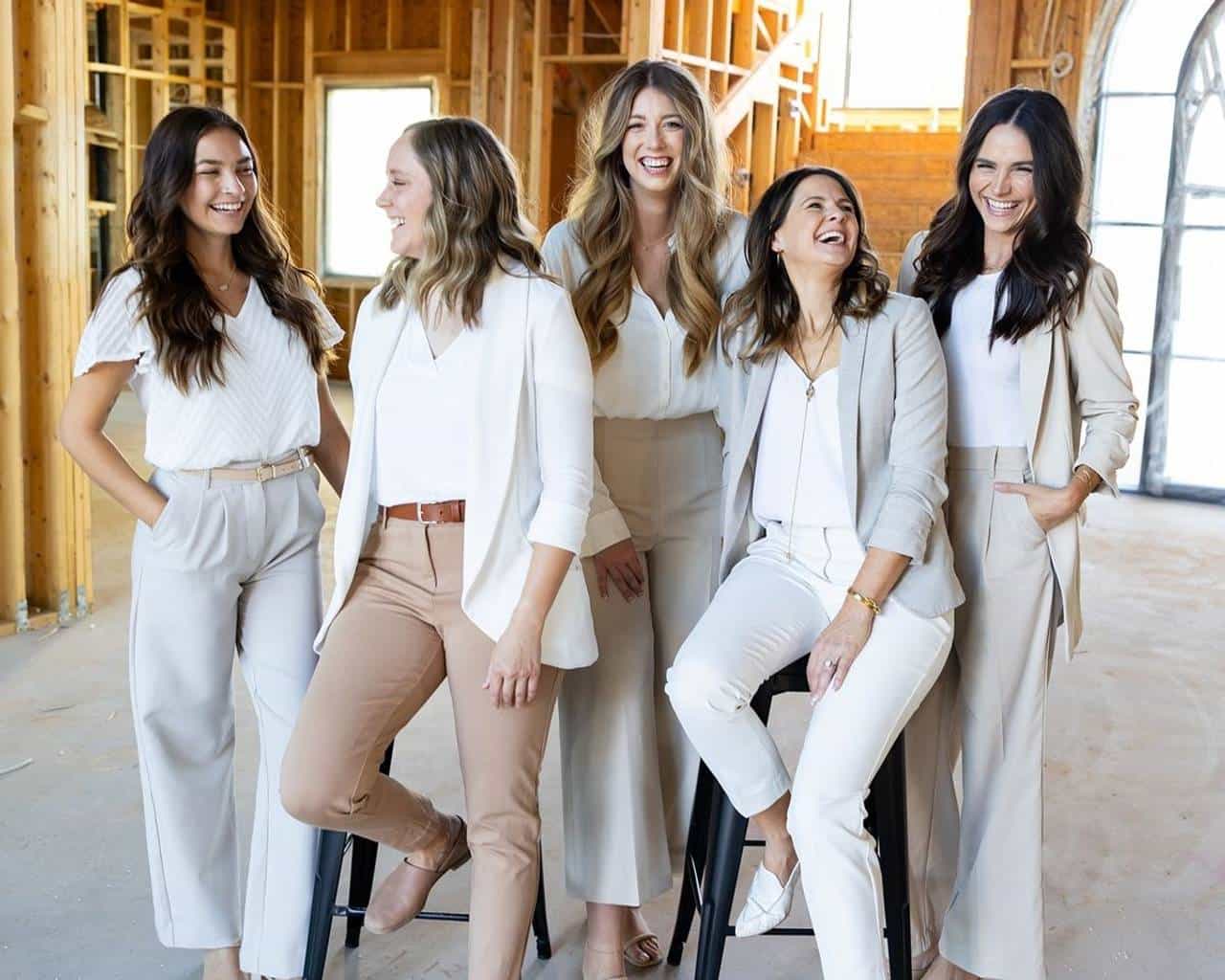 Além do Preto: Descubra as Cores Neutras que Transformam seu Look de Trabalho