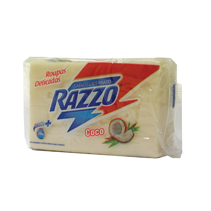 Sabão de coco vs. detergente: qual o melhor para suas roupas?