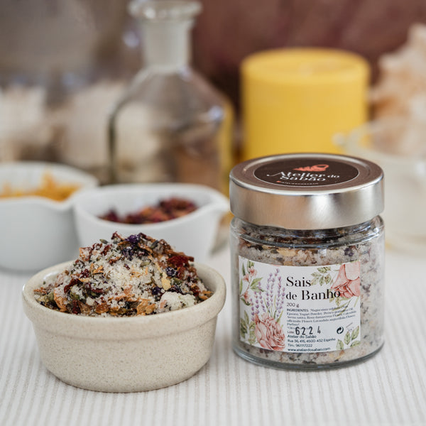 Sal de Epsom vs. Sal do Himalaia: Qual o Melhor para o Seu Banho?