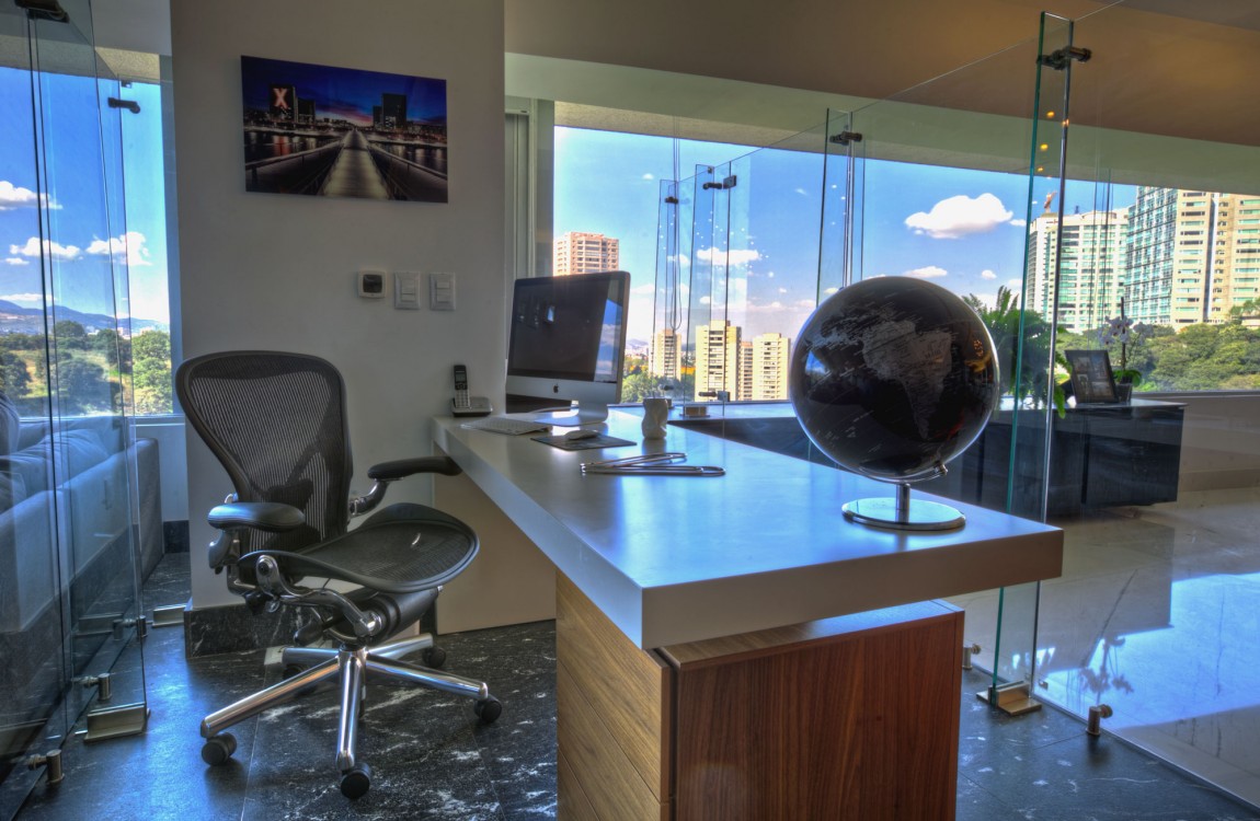 móveis compactos para home office