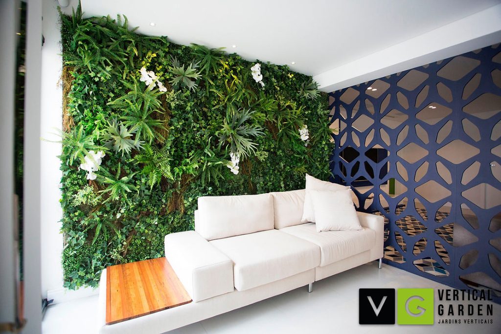 como decorar sala com plantas falsas