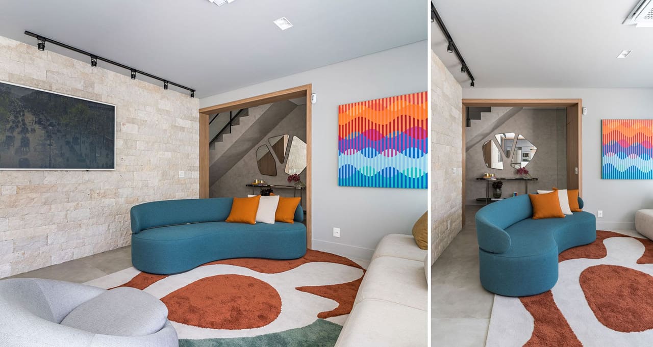 tendências de decoração de sala com sofá colorido
