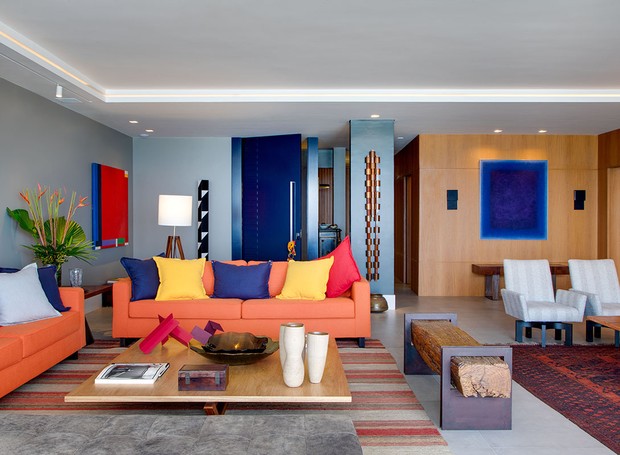 sofás com formas orgânicas 2025