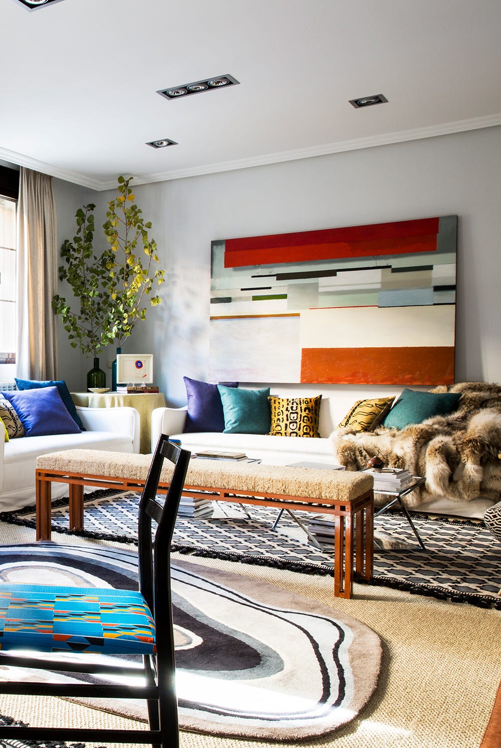 Tendências de tapetes: formas orgânicas e geométricas