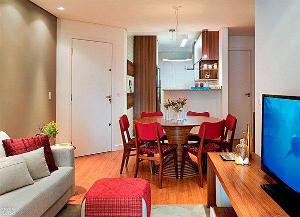 Iluminação Cênica: Criando Aconchego em Salas Compactas