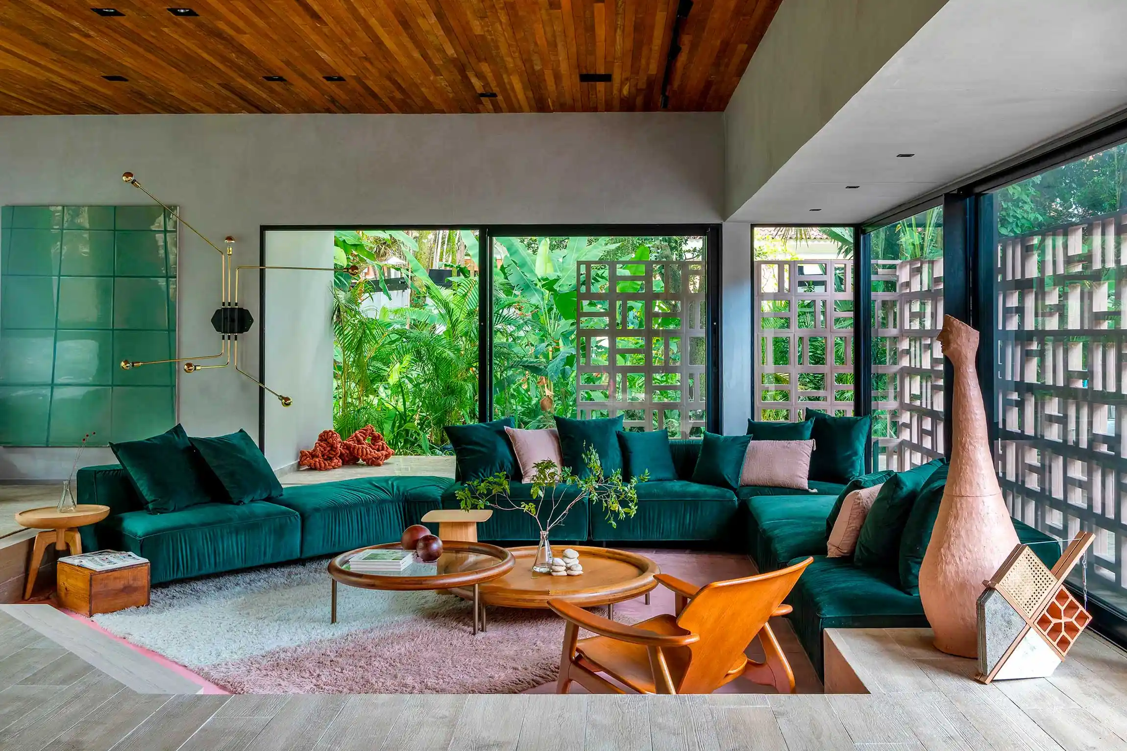 cores que combinam com verde na sala