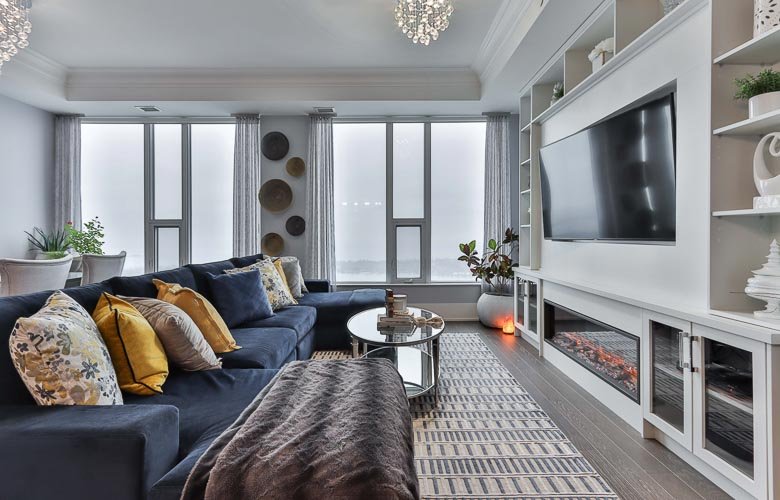 como deixar sala de TV aconchegante