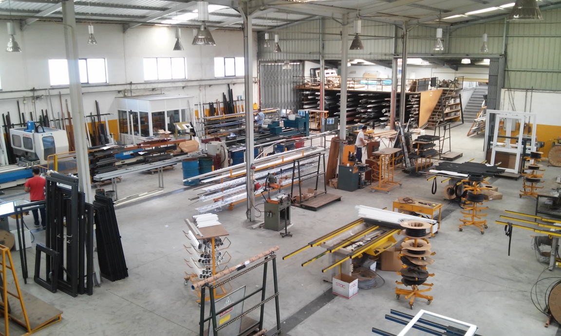 Serralha vs. Dente-de-Leão: Aprenda a Diferenciar e Aproveitar Cada PANC