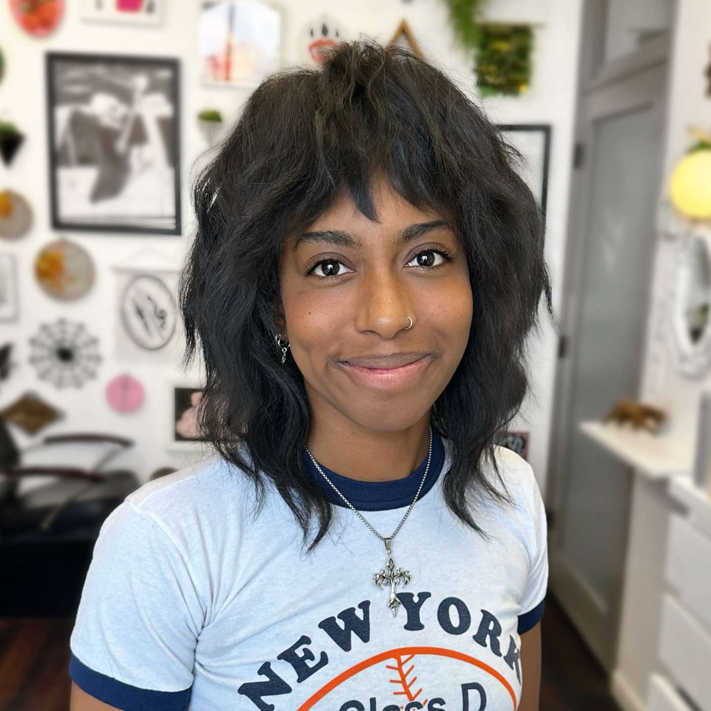 corte de cabelo desfiado anos 70