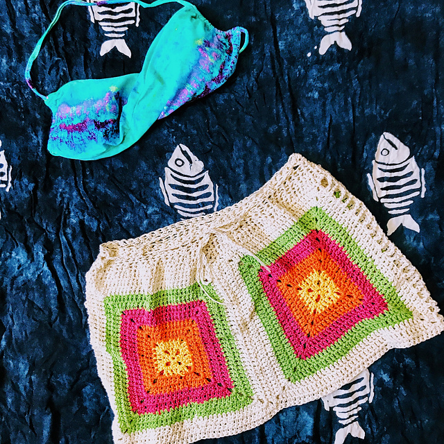 Como usar shorts de crochê em looks casuais