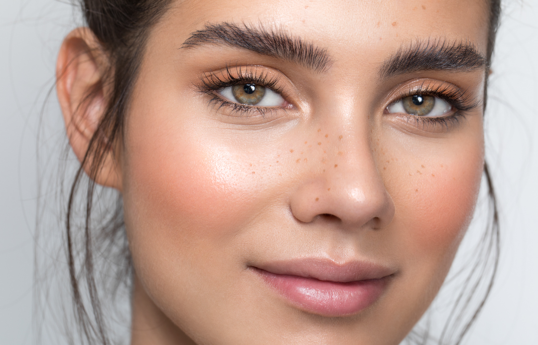 Guia Completo de Brow Lamination: Do Passo 1 ao 2 para Sobrancelhas Perfeitas