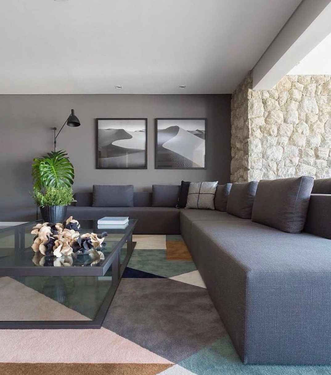 combinação de cores para sala com sofá cinza