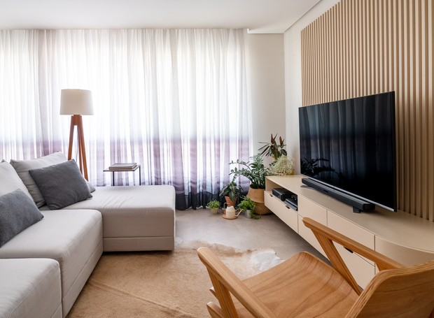 diferença entre sofá retrátil e reclinável