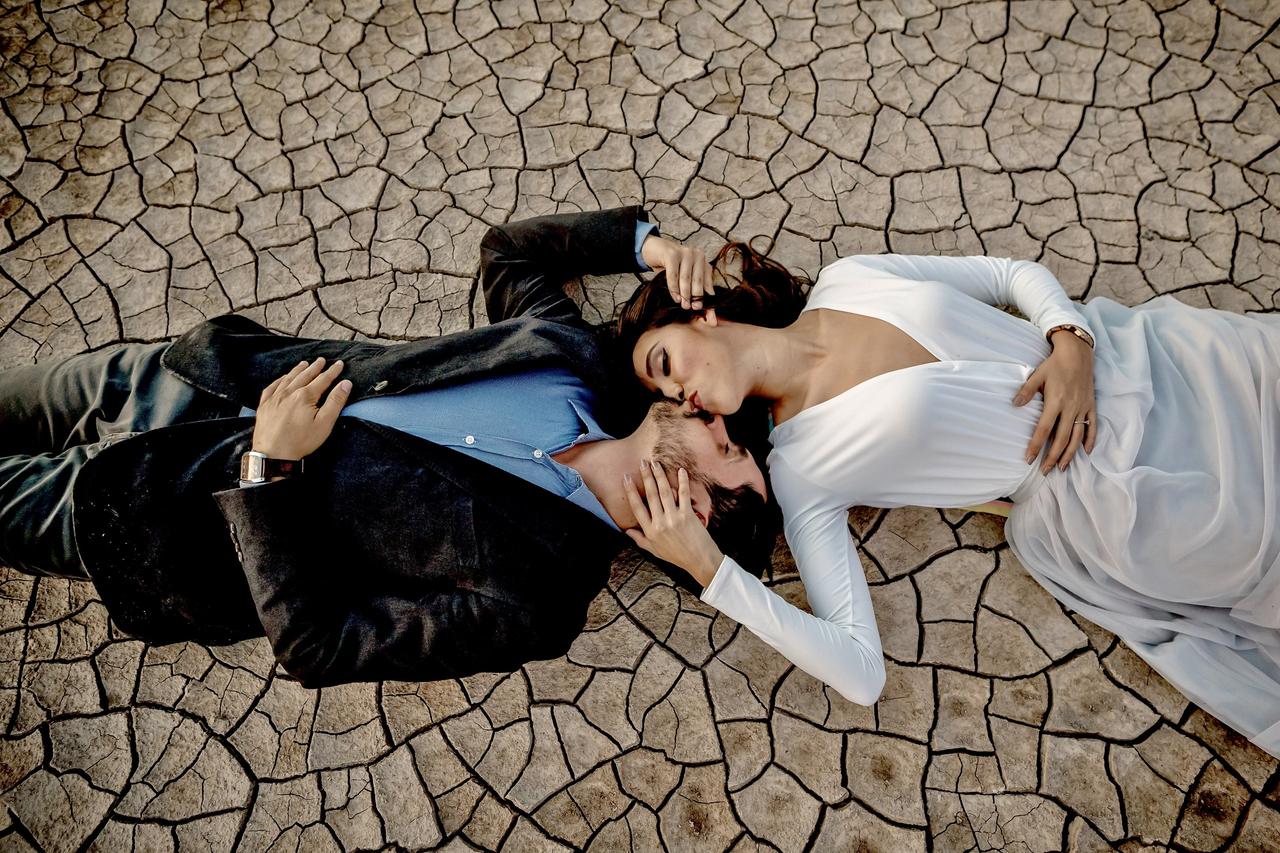 Desvendando Sonhos: O Significado de Ser Fotografado por Alguém Conhecido