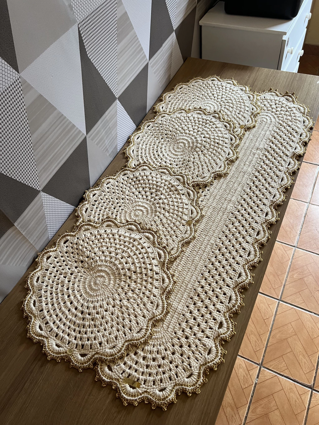 DIY: Aprenda a fazer um sousplat de crochê retangular passo a passo