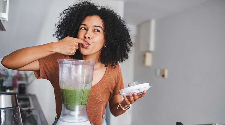 como melhorar a pele com sucos detox