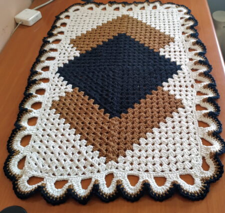 tapete de crochê quadrado passo a passo para iniciantes