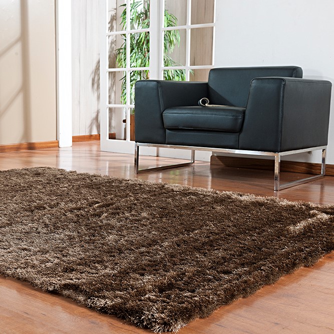Tapetes shaggy: a tendência que une conforto e estilo