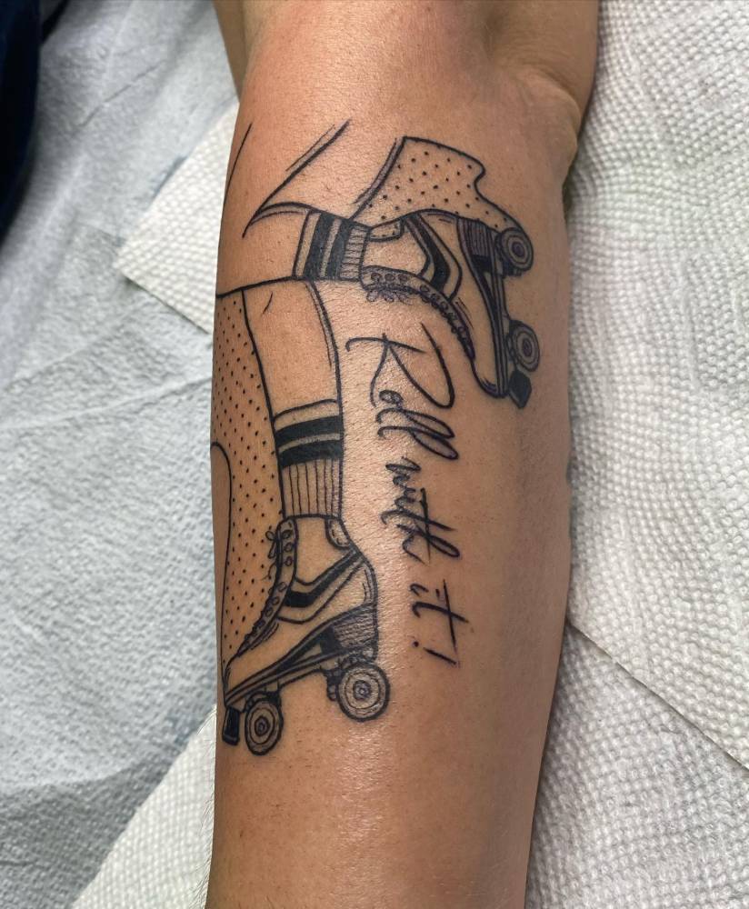 Tatuagem de Patins: Mais de 50 Ideias Criativas e Seus Significados