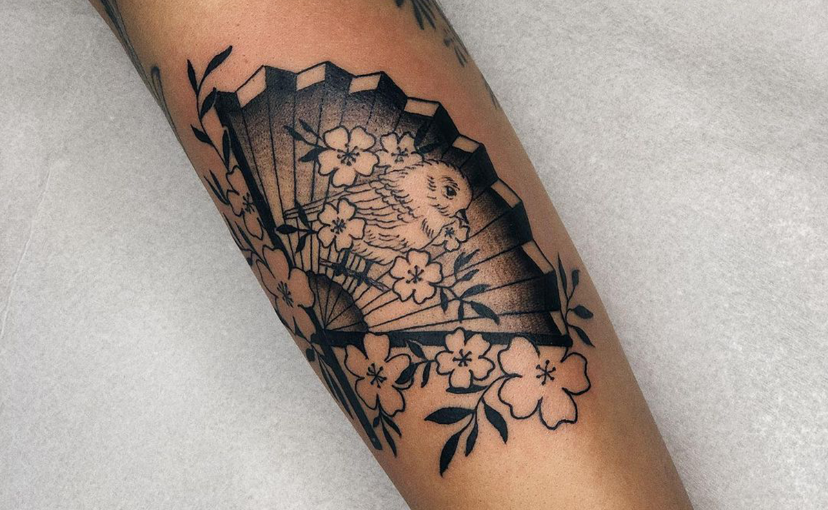 Significado das Tatuagens Florais no Antebraço Feminino