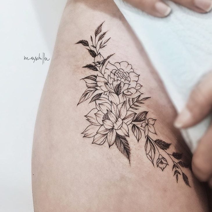 tatuagem na virilha