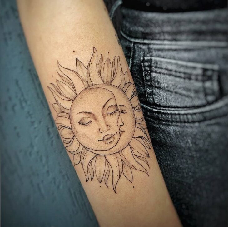 Como Escolher o Estilo Perfeito para Sua Tatuagem de Sol
