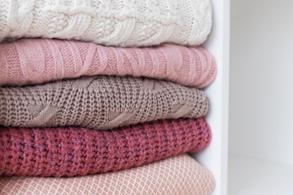 melhores tecidos para evitar rugas em roupas
