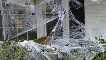 como tirar teia de aranha do teto sem sujar a parede