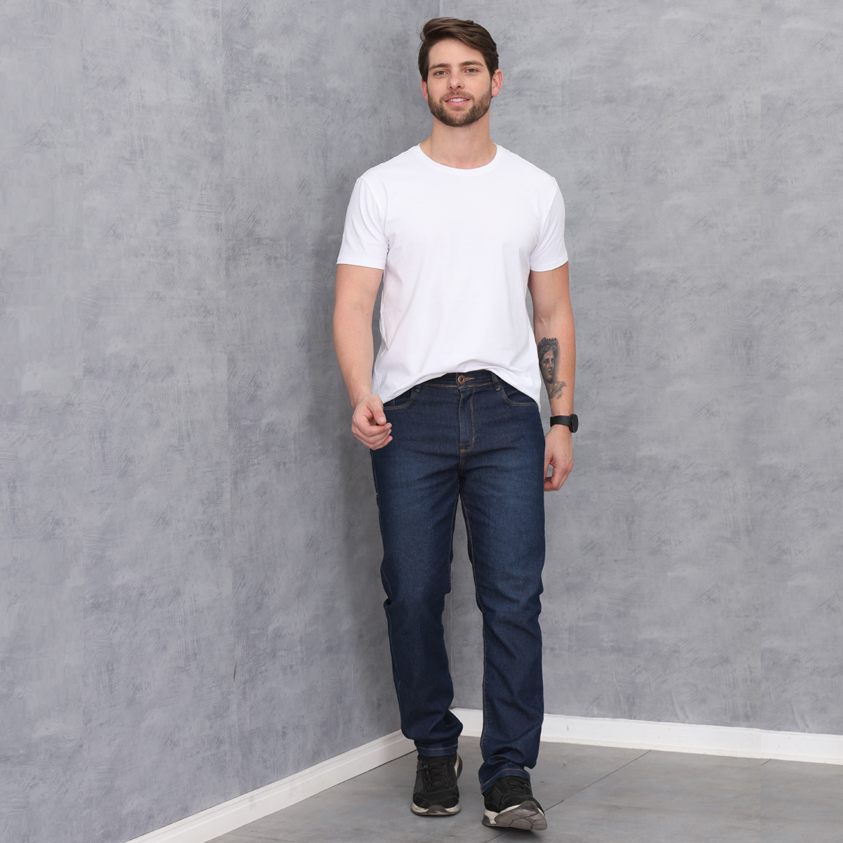 Tênis chunky: o guia completo para combinar com jeans