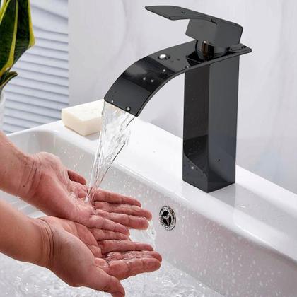 torneira cascata para banheiro