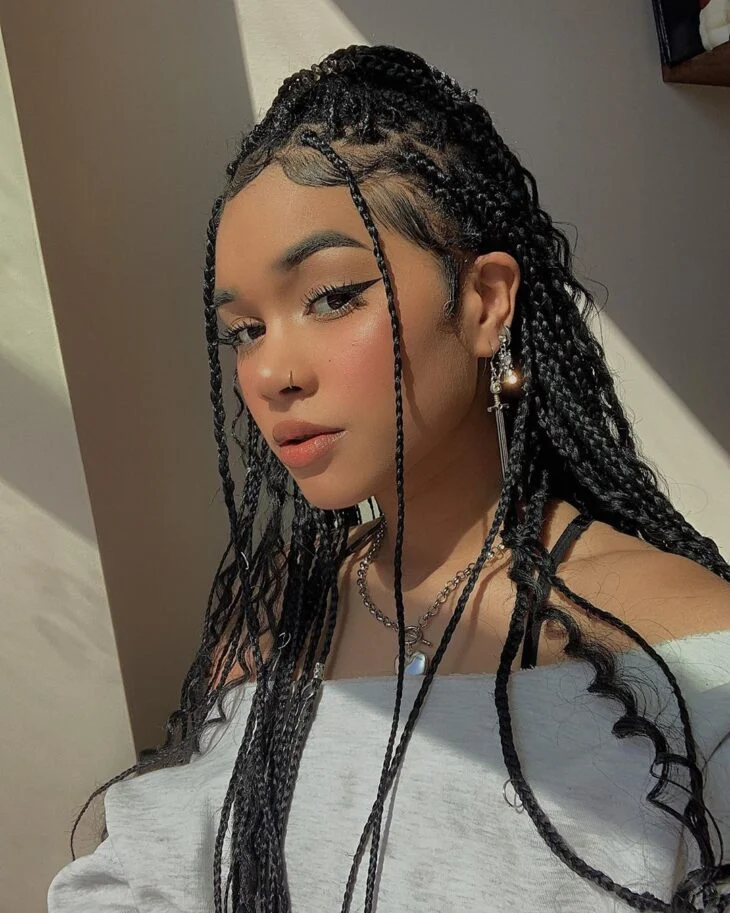 Penteados com Box Braids: 10 Ideias Criativas para o Dia a Dia