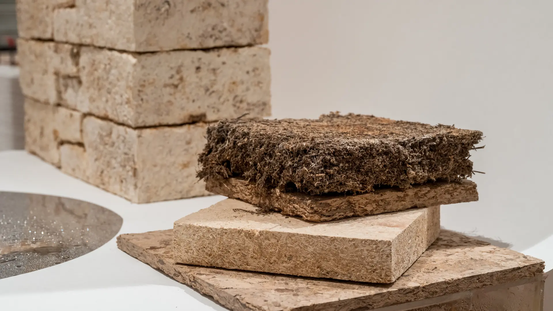 ASMR e Pen Tests: Como o Unboxing de Papelaria Virou Tendência