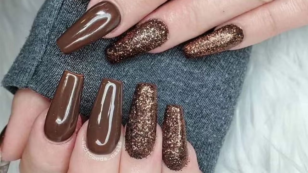 Como Fazer o Degradê Perfeito de Coffee Nails em Casa
