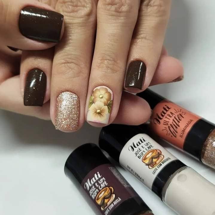 Como Fazer o Degradê Perfeito de Coffee Nails em Casa