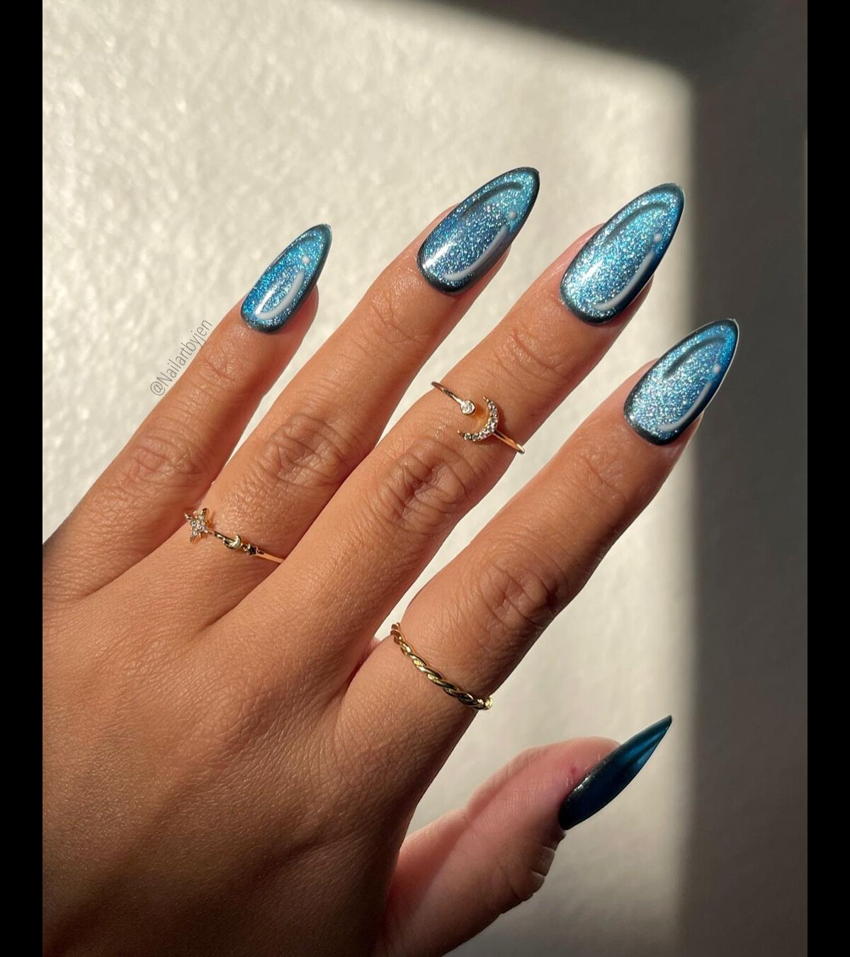 Descubra as Cores de Esmalte com Brilho que Serão Tendência em 2026