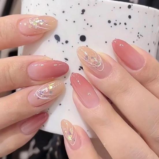 unha oval versus amendoada qual escolher