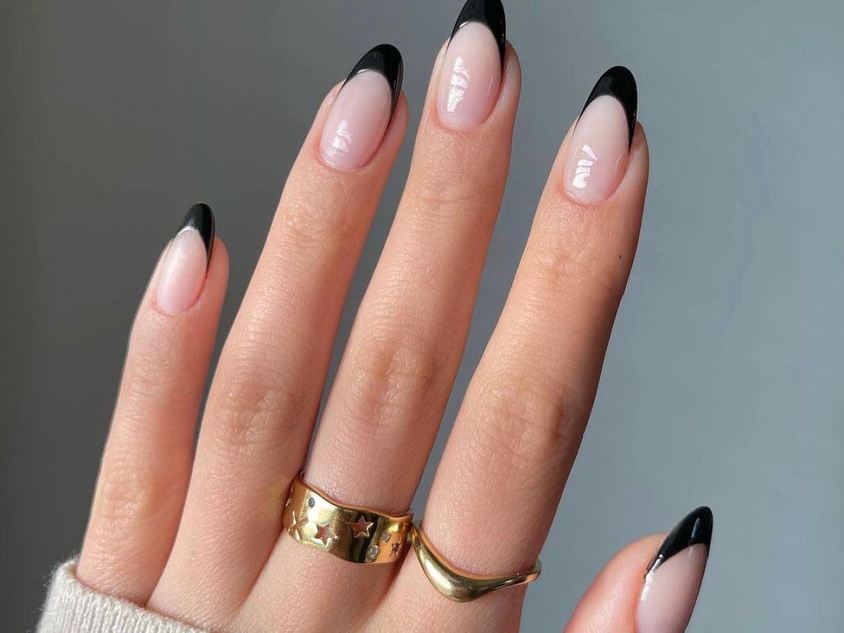 Como fazer unhas pretas francesinha