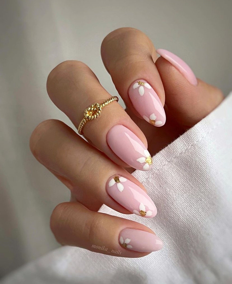 Guia completo de esmaltes rose gold para iniciantes