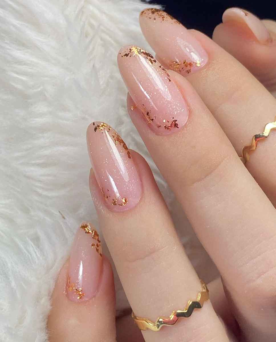 Guia completo de esmaltes rose gold para iniciantes