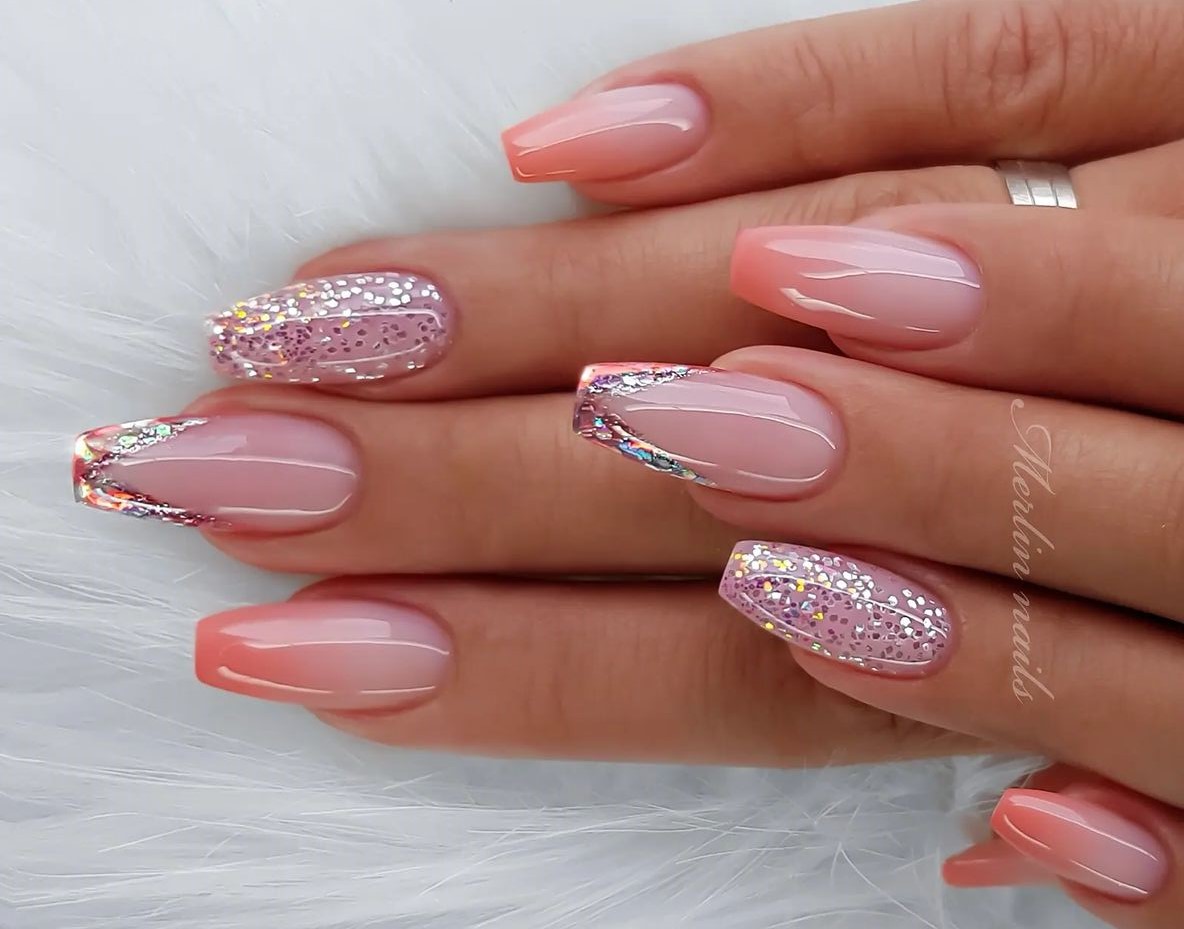 Unhas decoradas rose gold: inspirações para o dia a dia